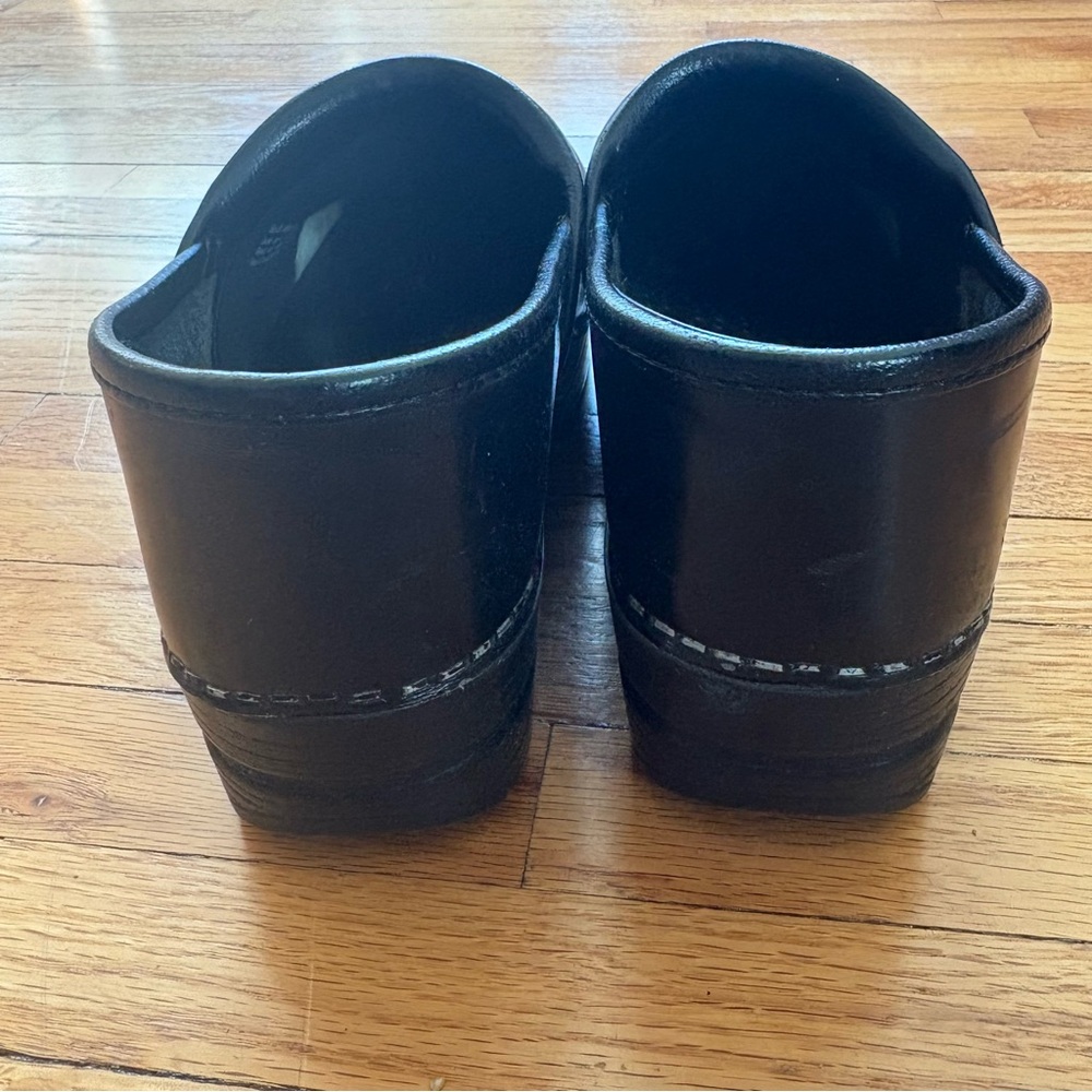 Dansko Professional Clogs - Picture 7 of 9